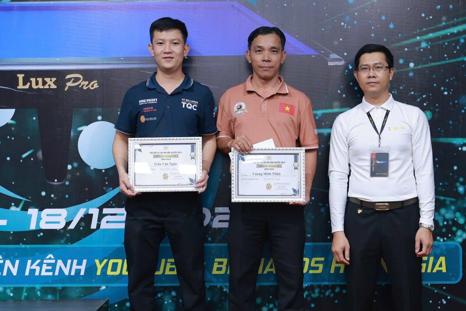 2 cơ thủ đồng hạng 3 đã có một giải đấu tương đối thành công