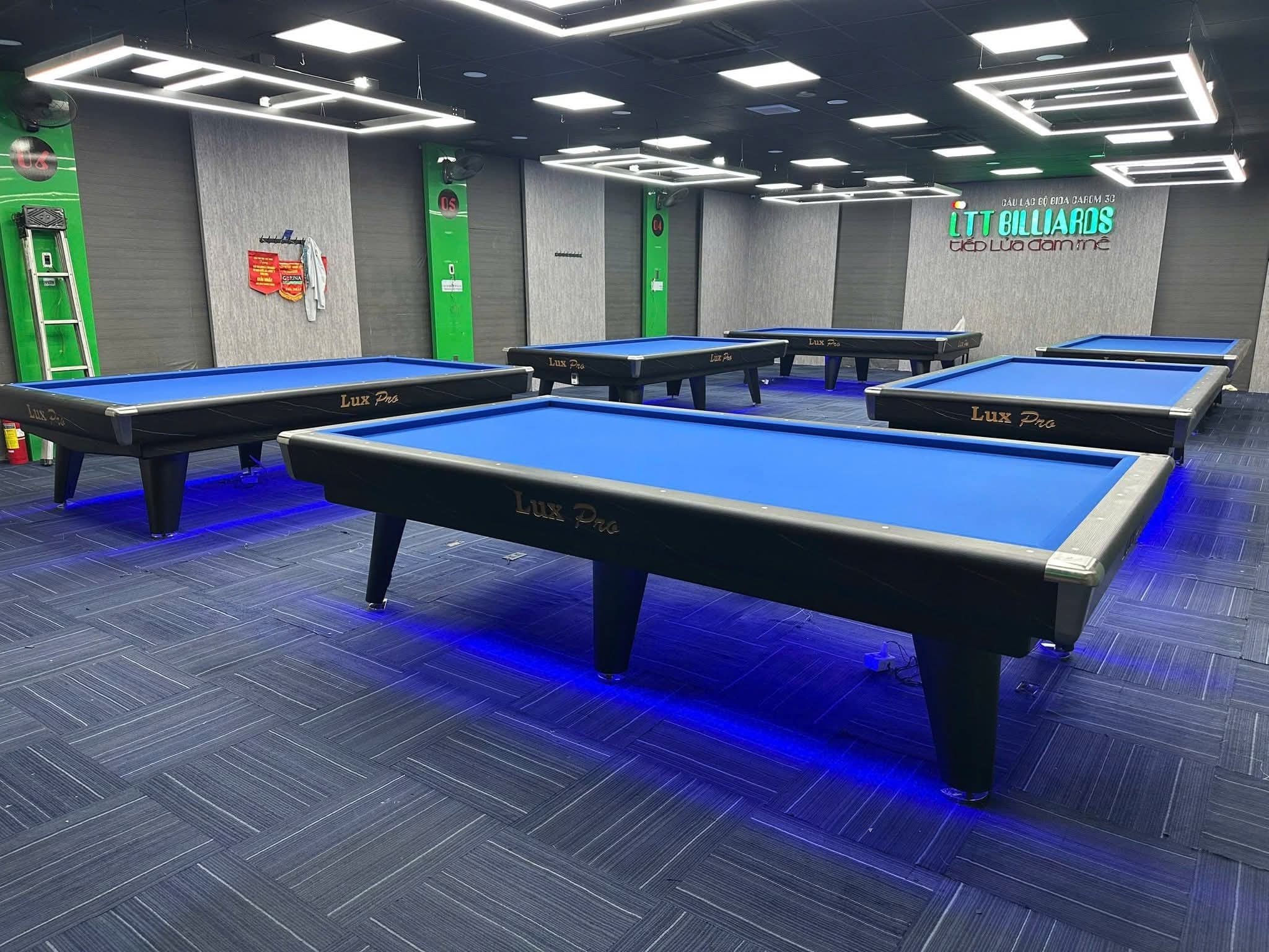 6 bàn Lux Pro tuyệt đẹp chuẩn sang - xịn - mịn