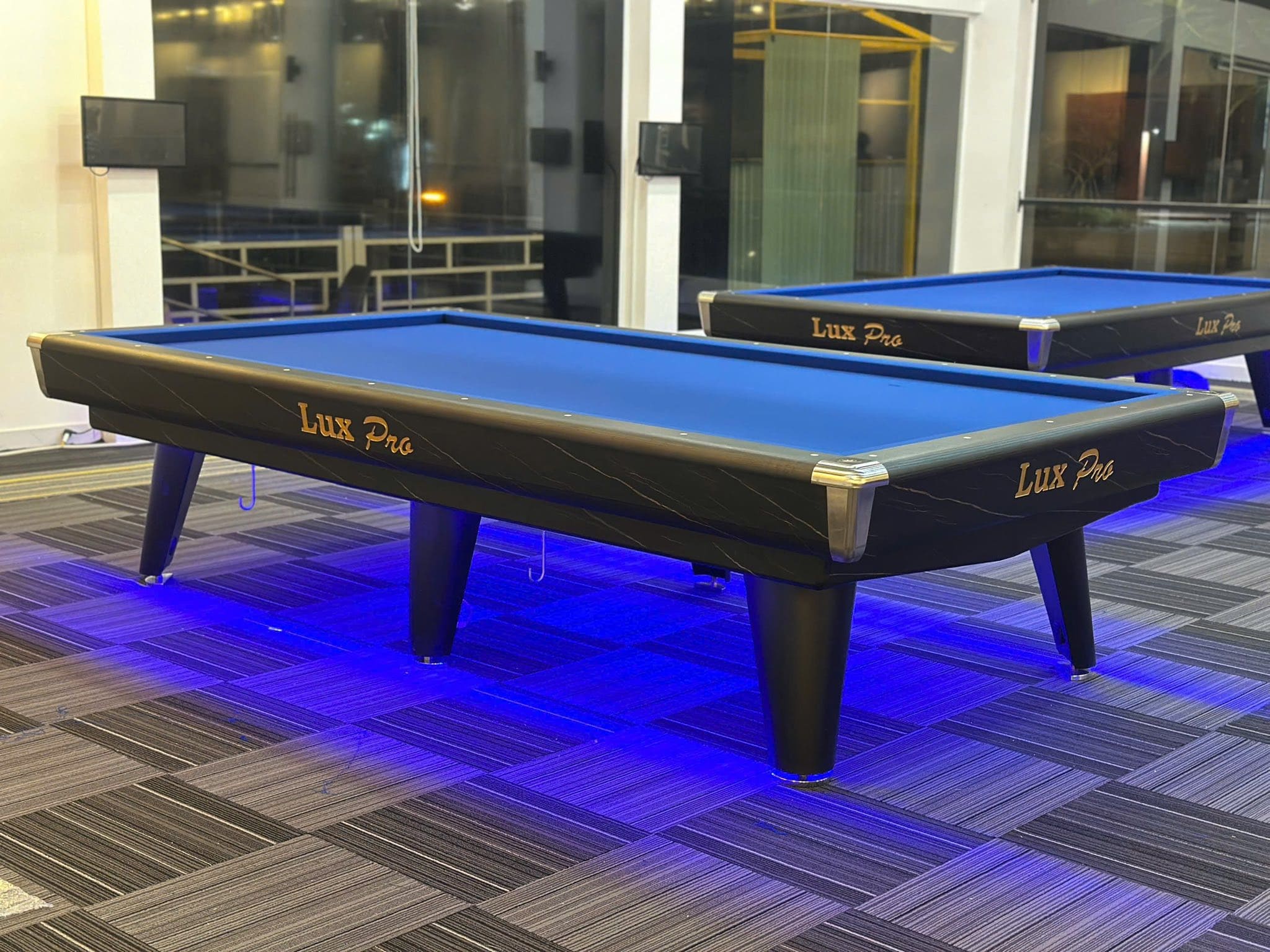 Bàn 3C Lux Pro cận cảnh tại phòng tập Quốc Hồ